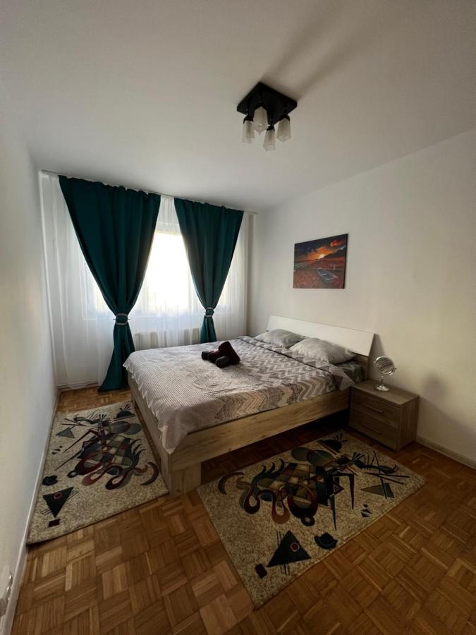 Ferienwohnung House24 Gari Brașov Exterior foto