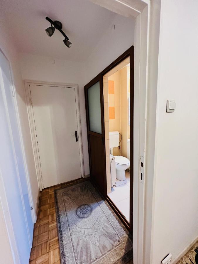 Ferienwohnung House24 Gari Brașov Exterior foto